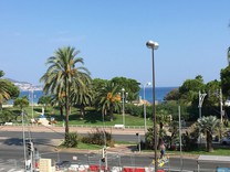 Апартаменты с прямым видом в Ницце