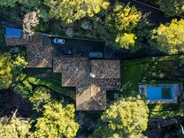 Просторный дом под обновление на холмах Californie