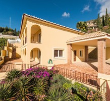 Просторный дом с четырьмя спальнями в Benalmadena, продажа. №28836. ЭстейтСервис.