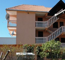 Дом с апартаментами в Шушани, продажа. №21802. ЭстейтСервис.