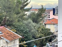 Трехкомнатная квартира с видом на море в Ницце