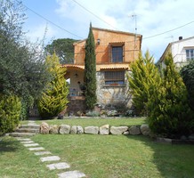 Вилла с видом на горы в Санта-Кристина-де-Аро, продажа. №25745. ЭстейтСервис.