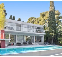 Очаровательный современный дом с бассейном в Сен-Жан-Кап-Ферра, продажа. №32809. ЭстейтСервис.