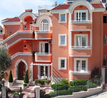 Гостиница в Петроваце, Черногория, продажа. №21988. ЭстейтСервис.