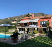 Красивая вилла с бассейном в Chateauneuf-Grasse, продажа. №43283. ЭстейтСервис.